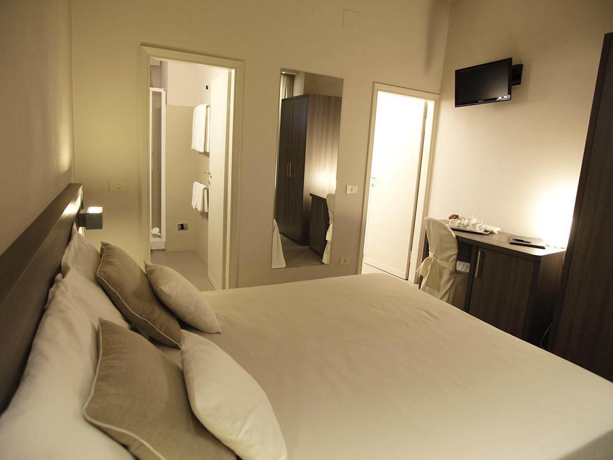 Hotel Crystal 마리아나디피에트라산타 외부 사진